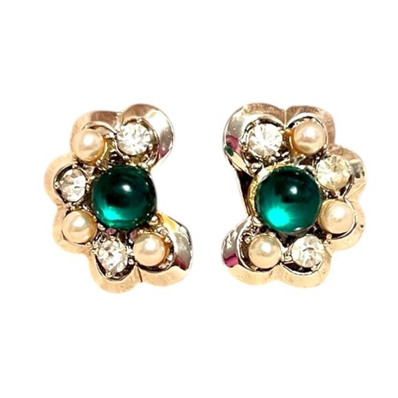 Vintage Jewelry - Vintage Green Cabochon Pearl Rhinestone Gold Tone Clip On Earrings